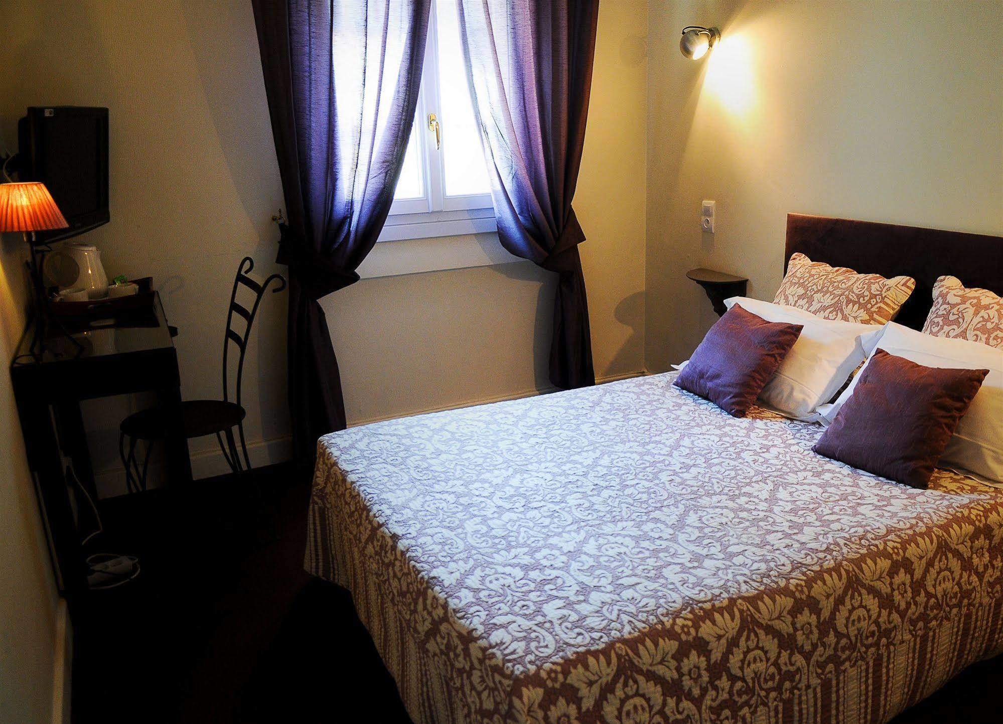 Logis Hotel Orly Alès Kültér fotó